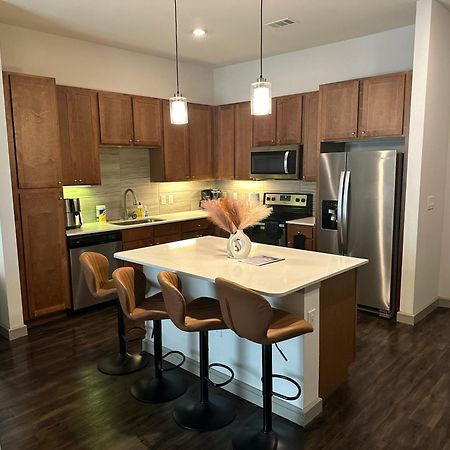Downtown Houston Cozy Queen Suite Bagian luar foto